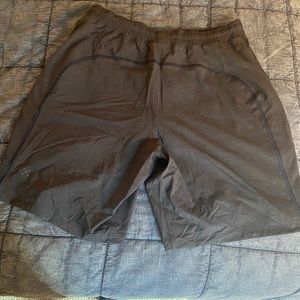 Lululemon 9” Pace Break Short w/ Liner